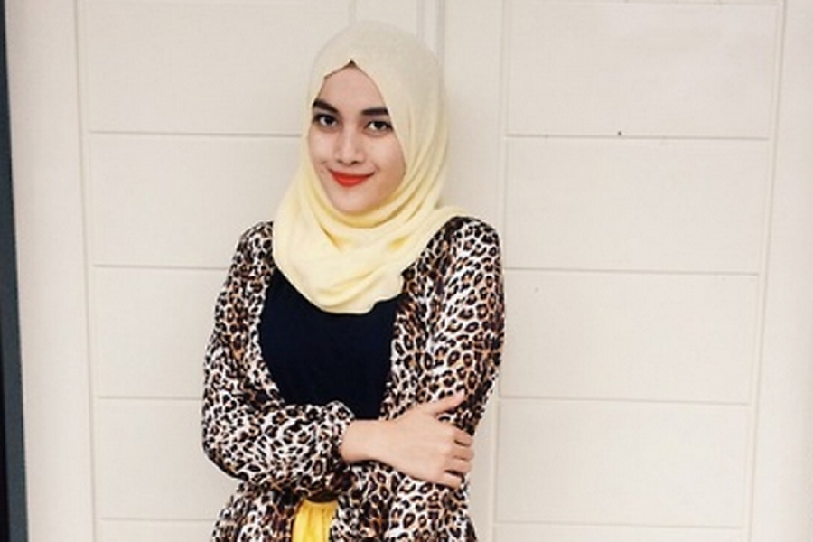 Putuskan Berhijab, Si Cantik Ashry Panen Cacian